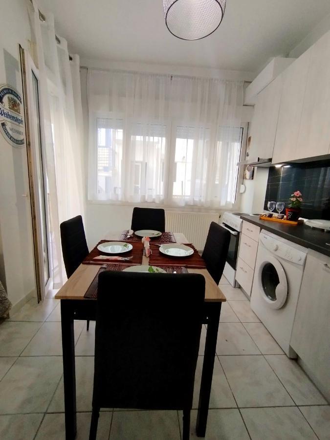 Antonia'S Cozy Apartment 阿吉亚特拉萨 外观 照片